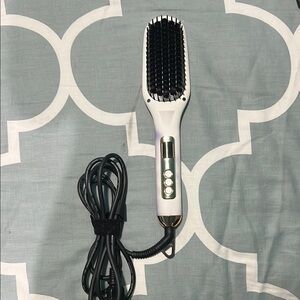 White and Black Hair Straightening Brush